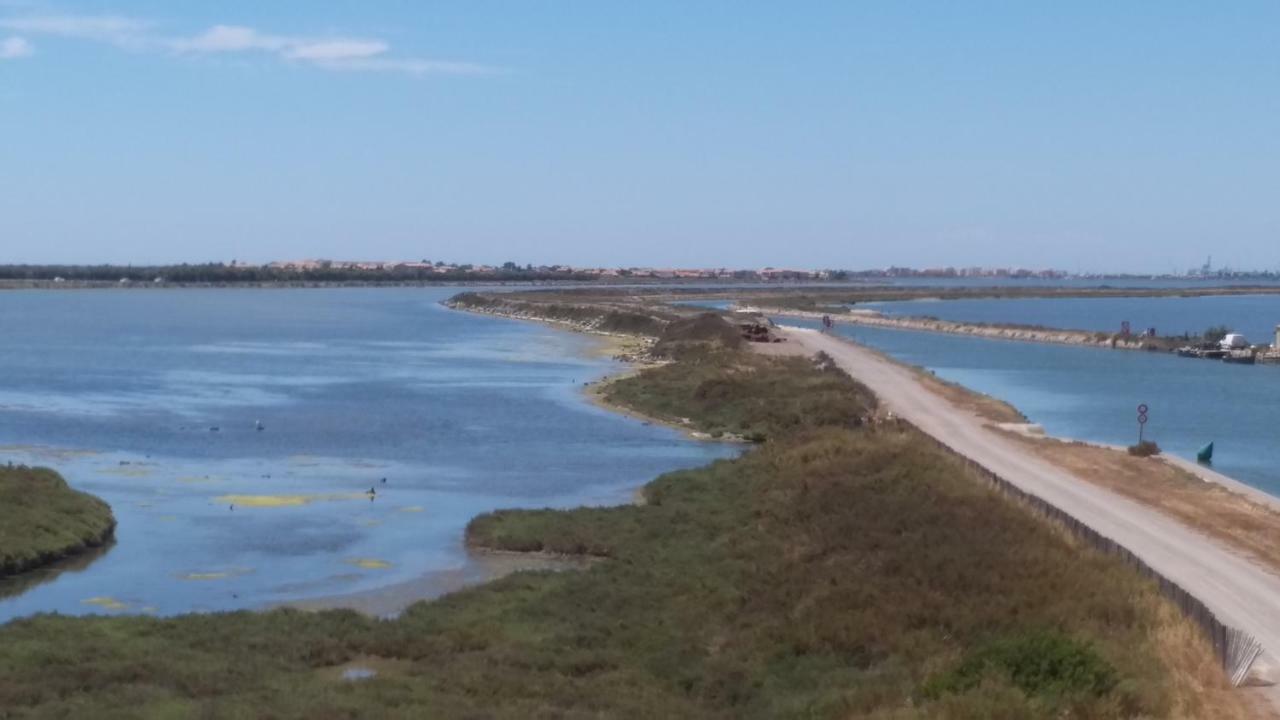 Cabanes Des Aresquiers Frontignan Exteriér fotografie